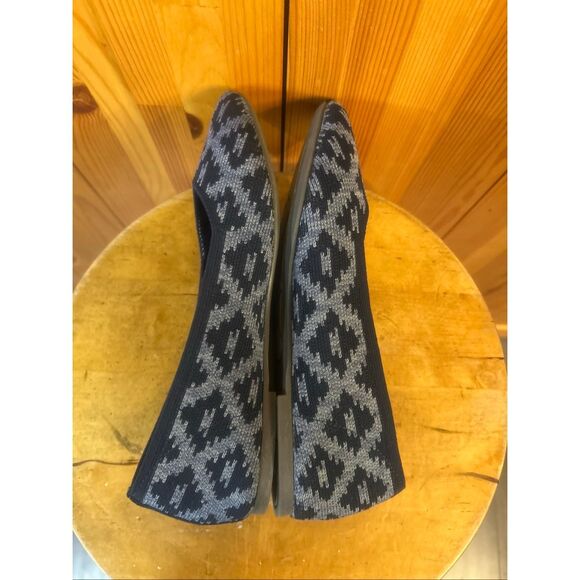 Skechers Air Cooled Memory Foam Pointed Toe Knit Flats Comfort Size 8 - Picture 6 of 8